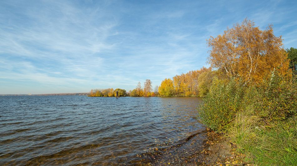Участок рядом с водой в Витенево