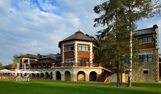 Дом в Поселке Гольф Клуб Пестово