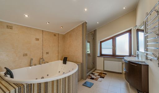 Дом у воды в КП Пестовская Гавань