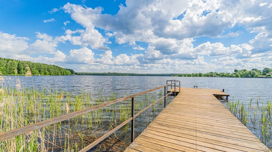 Дом у воды в КП Пестовская Гавань