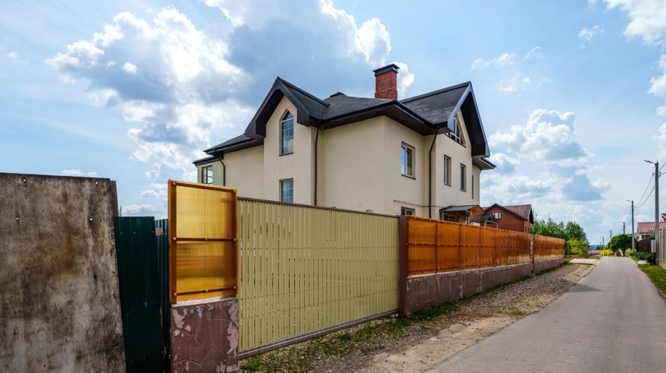Просторный дом в КП Смартвилль