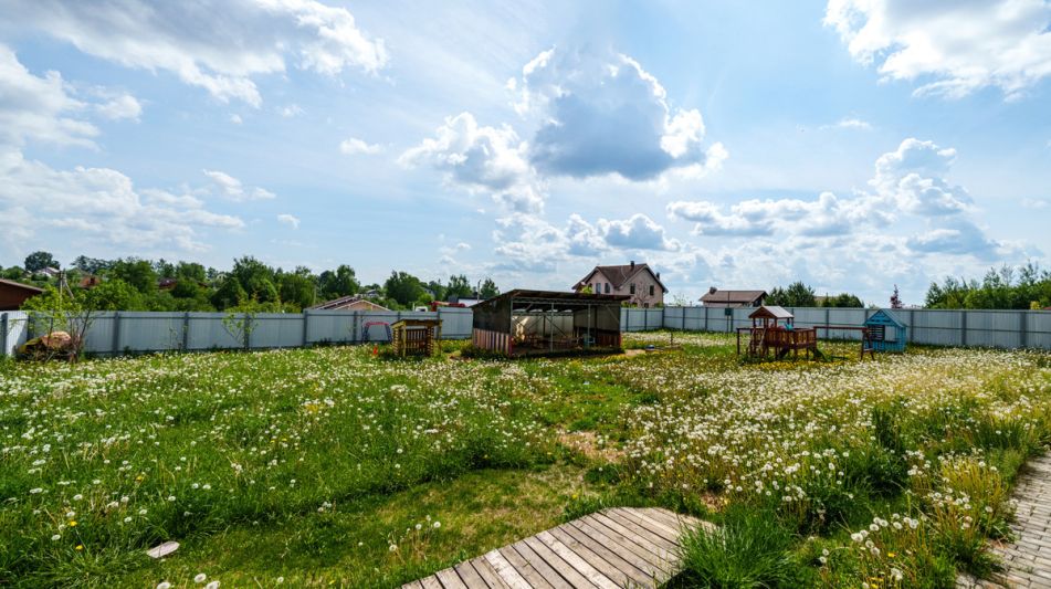 Просторный дом в КП Смартвилль