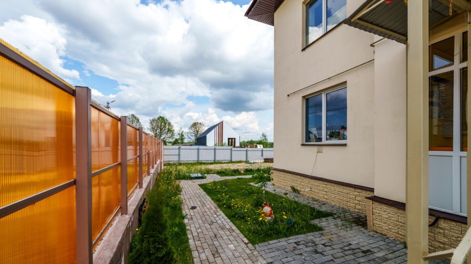 Просторный дом в КП Смартвилль