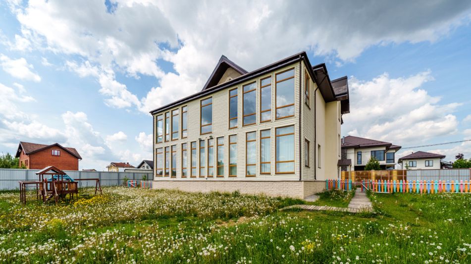 Просторный дом в КП Смартвилль