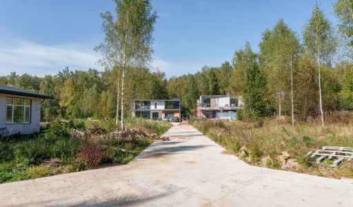 Живописный участок в КП Реки