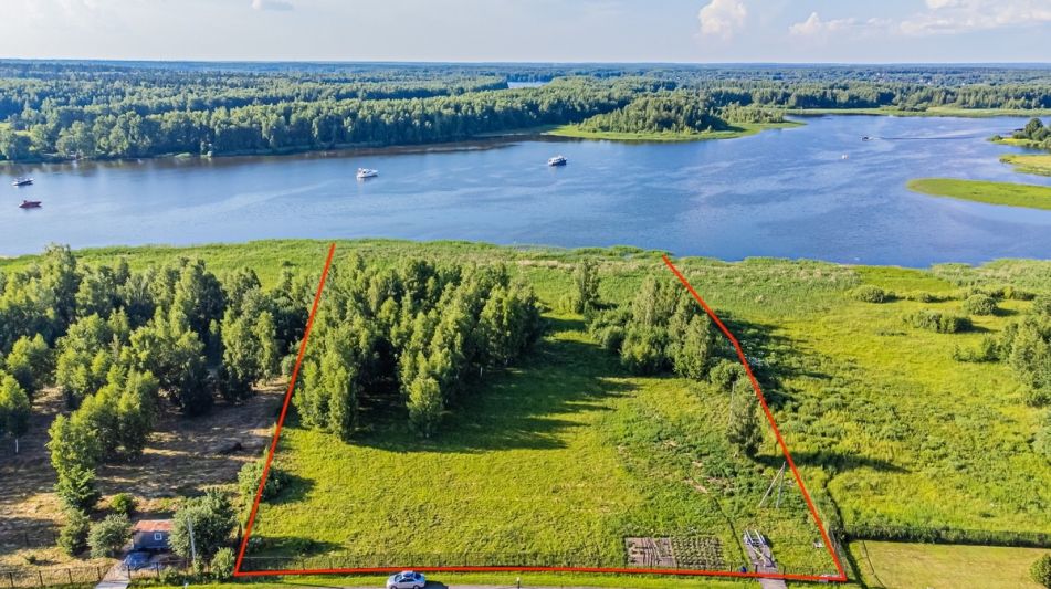 Участок в КП Пяловский