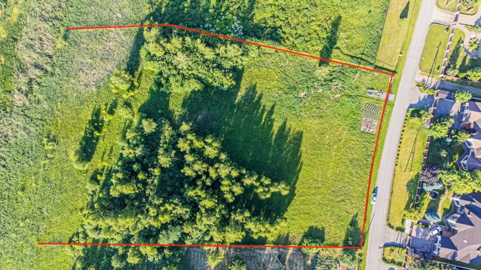 Участок в КП Пяловский