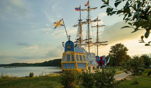 Дом на берегу Рыбинского водохранилища