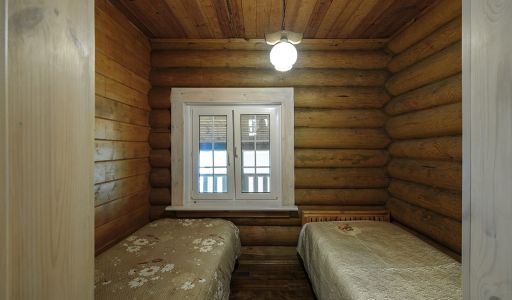 Дом на берегу Рыбинского водохранилища