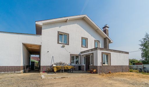 Дом в деревне Троице-Сельцо