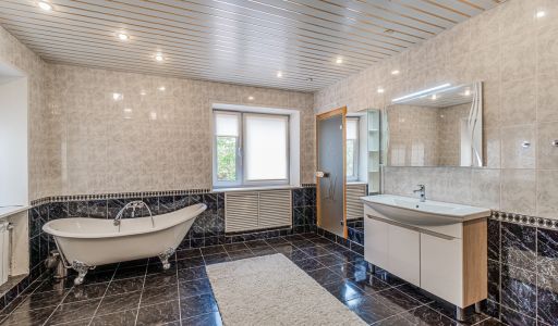 Дом в деревне Беляниново