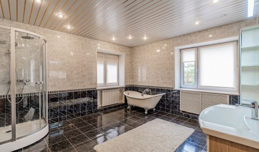 Дом в деревне Беляниново