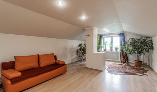 Дом в деревне Беляниново