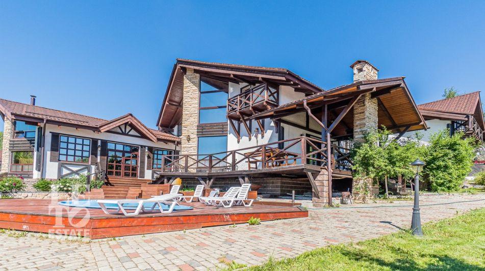 Дом в стиле шале в селе Ильинское