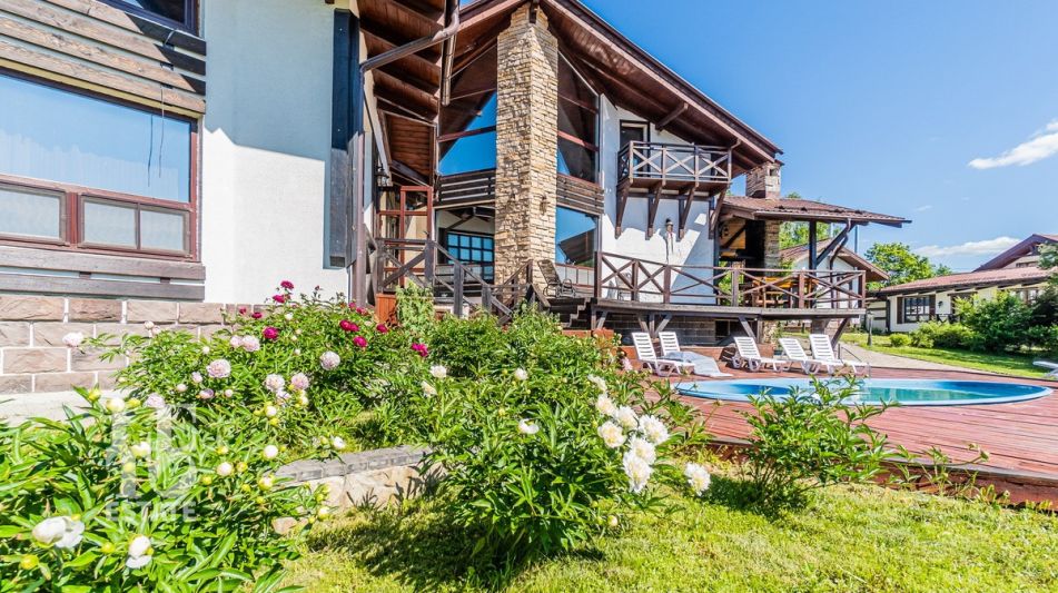 Дом в стиле шале в селе Ильинское