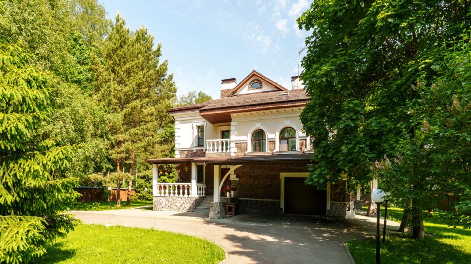 Дом у леса в КП Лазурь