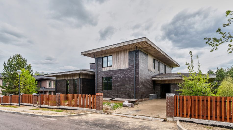 Современный дом в КП Монаково