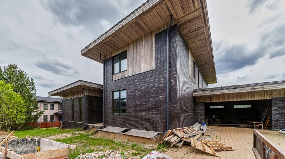 Современный дом в КП Монаково