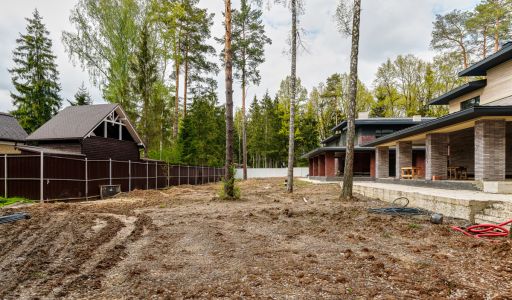 Дом у леса в Новогорске