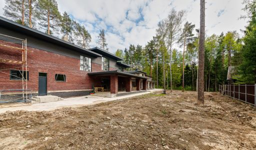 Дом у леса в Новогорске