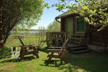 База отдыха на озере Селигер