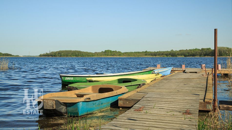 База отдыха на озере Селигер