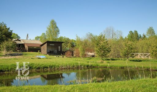 База отдыха на озере Селигер