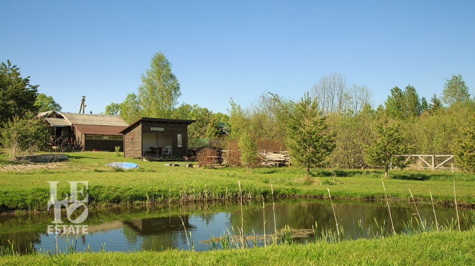 База отдыха на озере Селигер