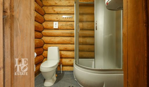 База отдыха на озере Селигер