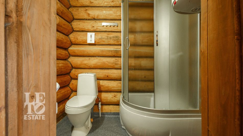 База отдыха на озере Селигер