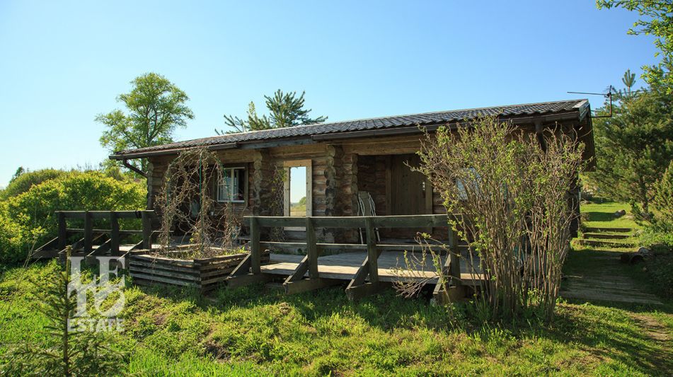 База отдыха на озере Селигер