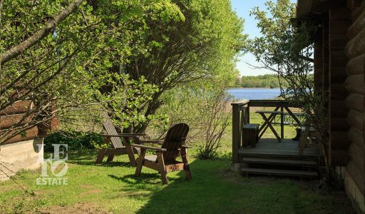 База отдыха на озере Селигер