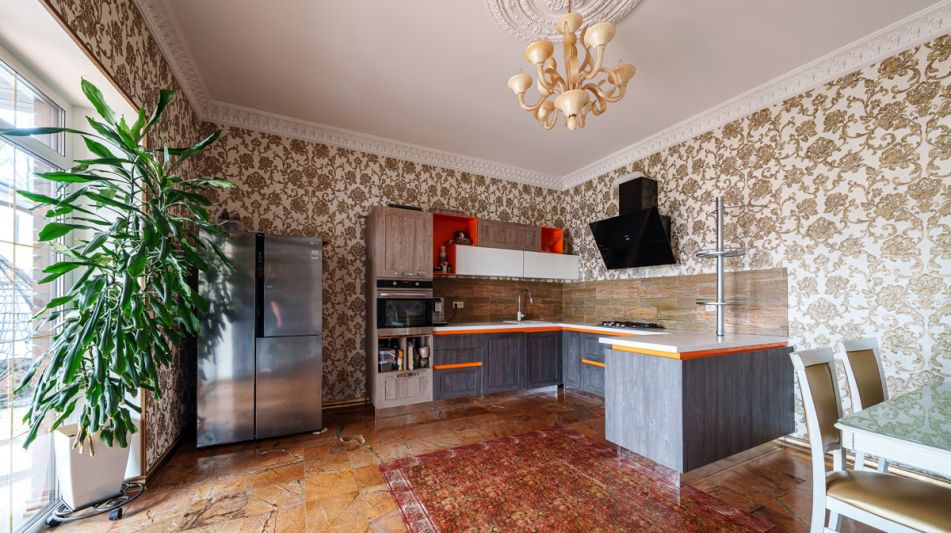 Просторный дом в Мамонтовке