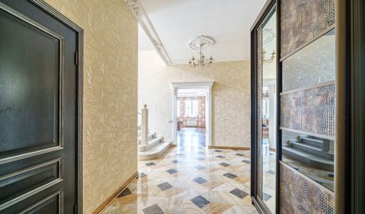 Просторный дом в Мамонтовке