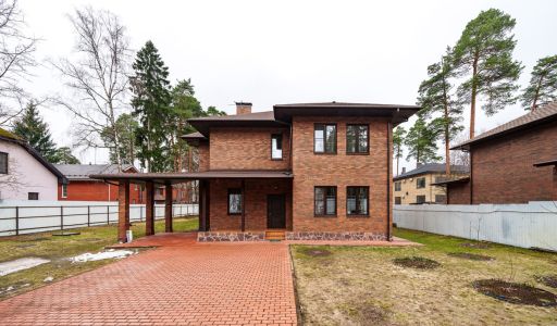 Просторный дом в Мамонтовке