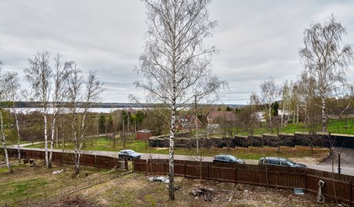 Дом с видом на воду в Славино