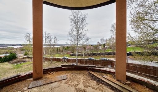 Дом с видом на воду в Славино