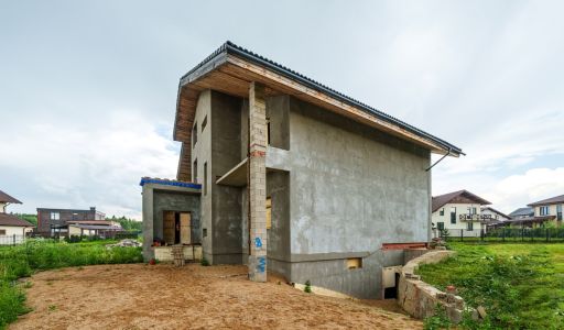 Дом в поселке Спас-Каменка