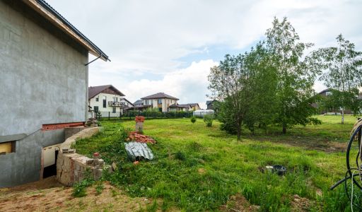 Дом в поселке Спас-Каменка