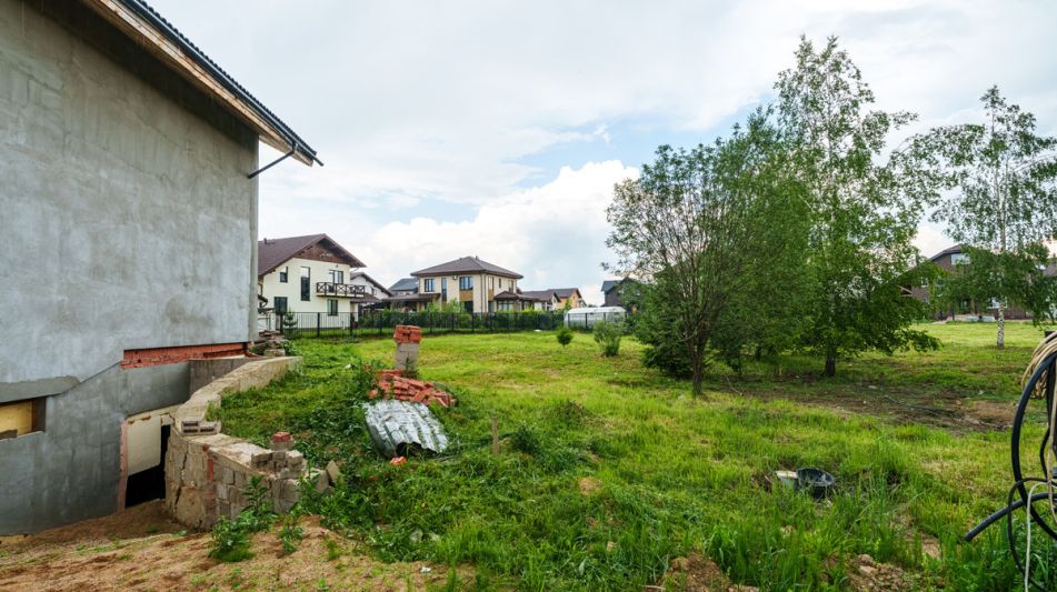 Дом в поселке Спас-Каменка