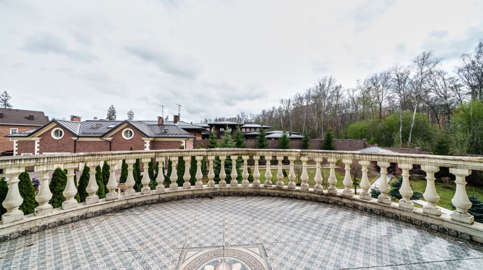 Особняк в Москве в КП Президент