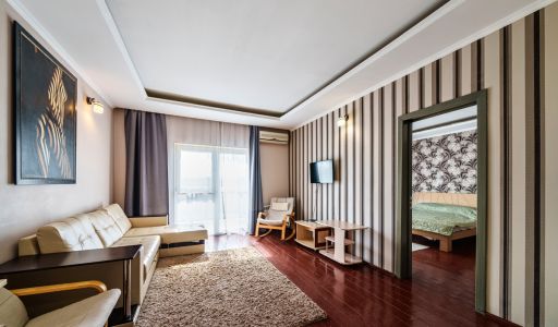 Парк-отель на берегу Волги