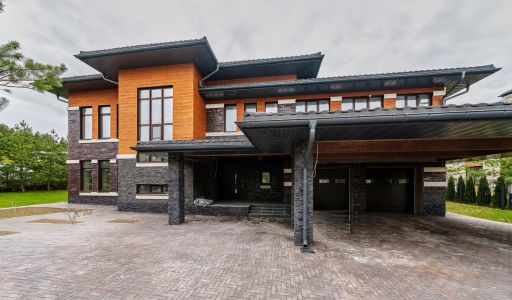 Дом под отделку в Ренессанс Парке