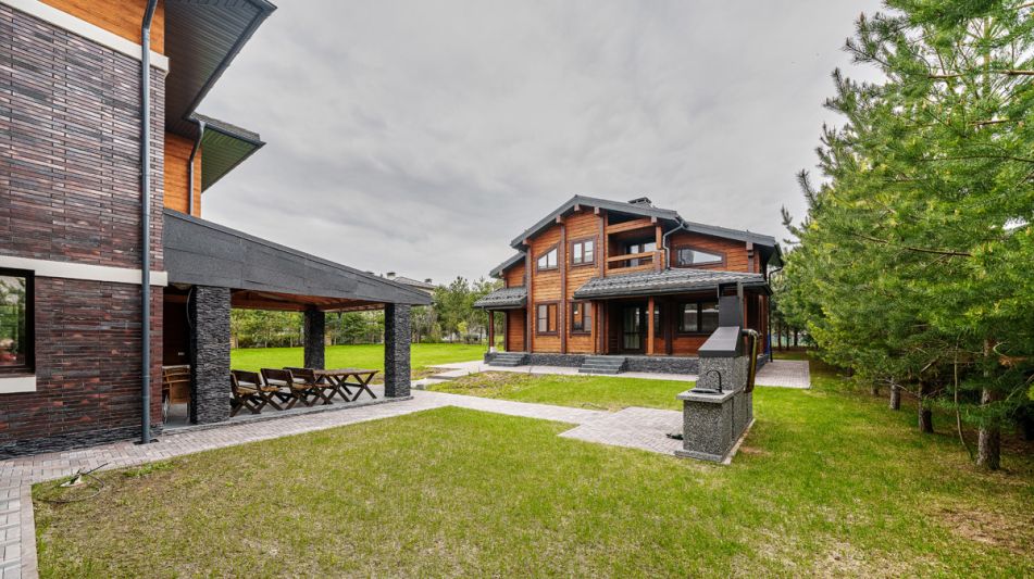 Дом под отделку в Ренессанс Парке