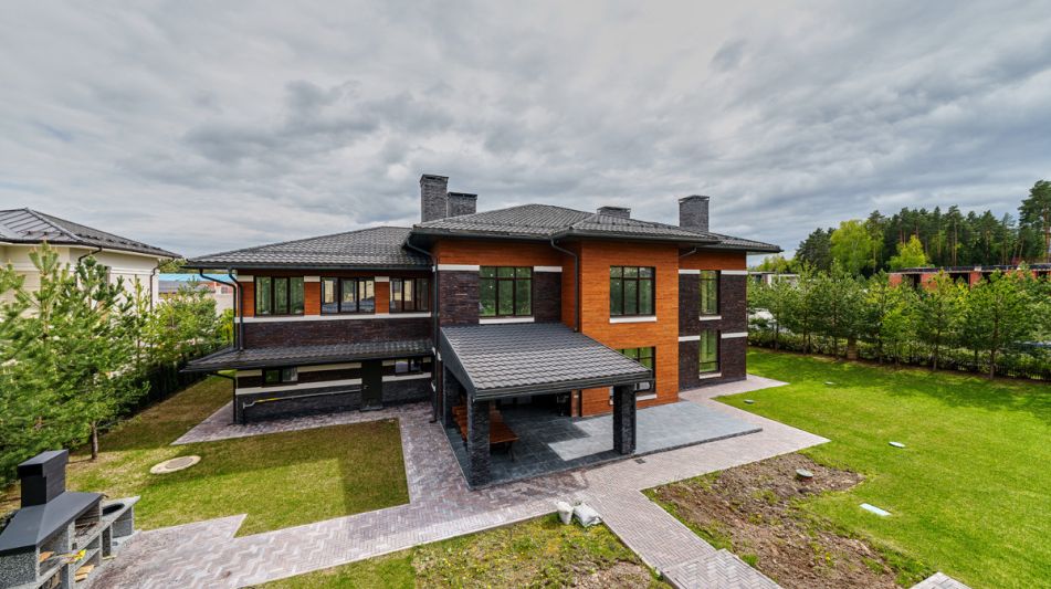 Дом под отделку в Ренессанс Парке