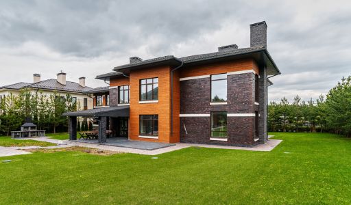 Дом под отделку в Ренессанс Парке