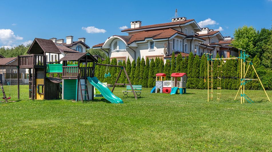 Дом с баней в КП Старвиль