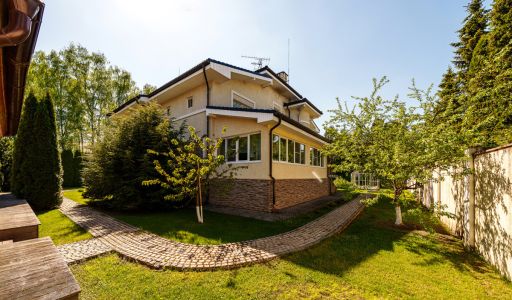 Дом с баней в КП Старвиль