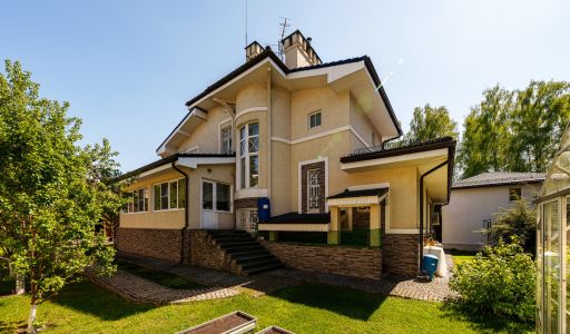 Дом с баней в КП Старвиль