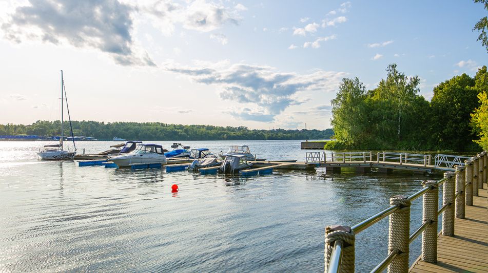 Участок в КП Аква Вилла